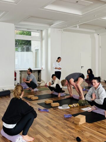 Day 113: 75h Teacher Training in Dusseldorf (Day1-5)